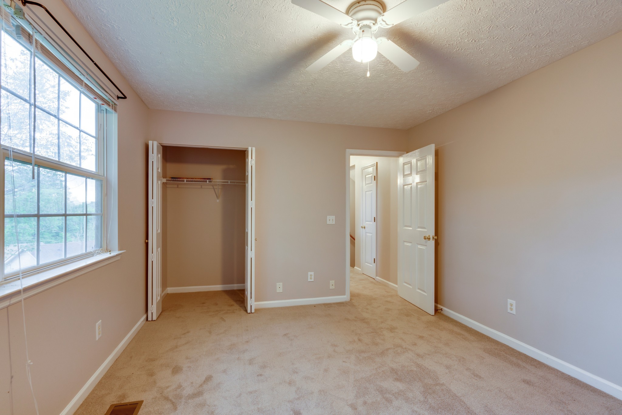 106 East Ridge Court