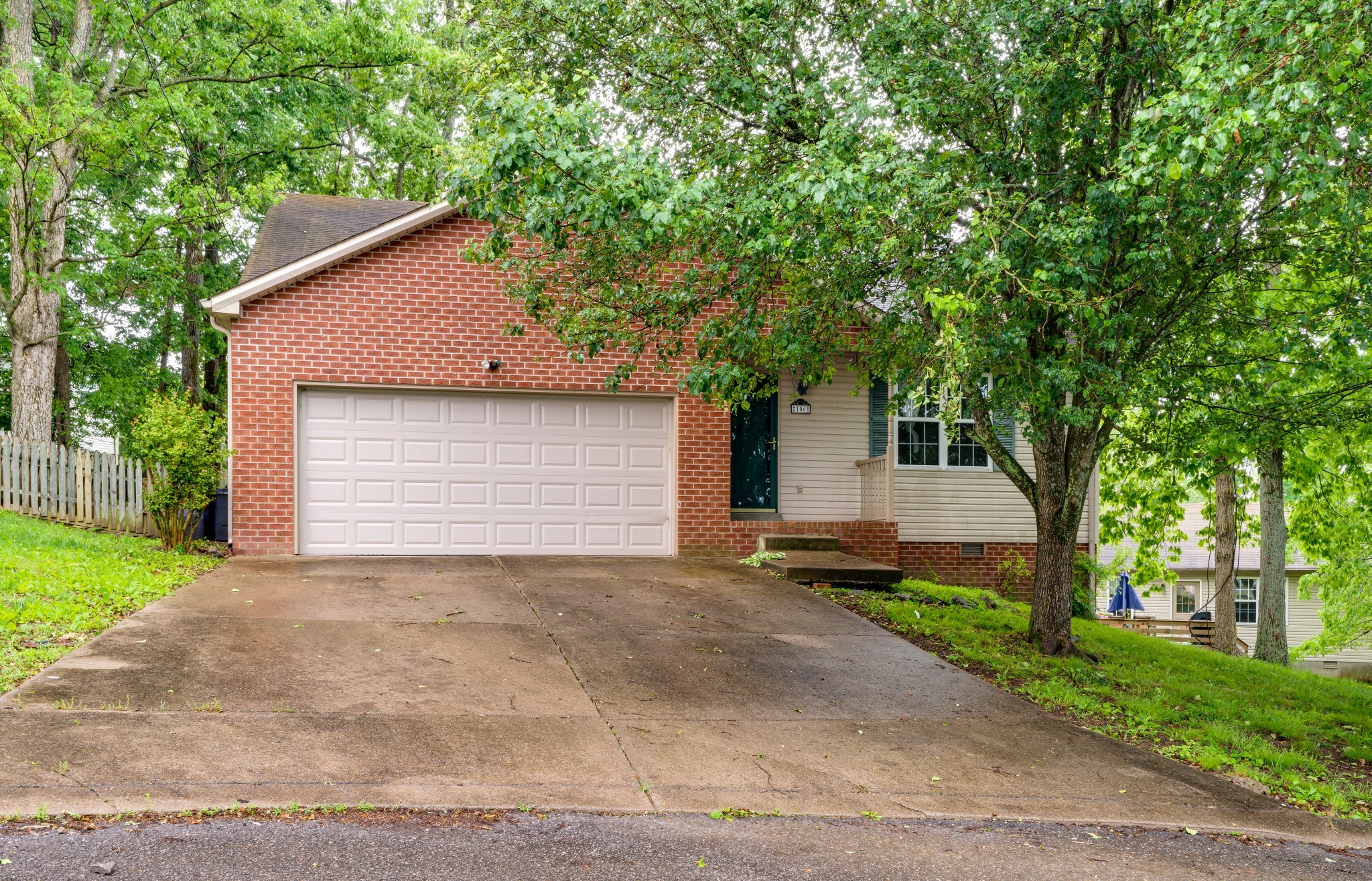 106 East Ridge Court