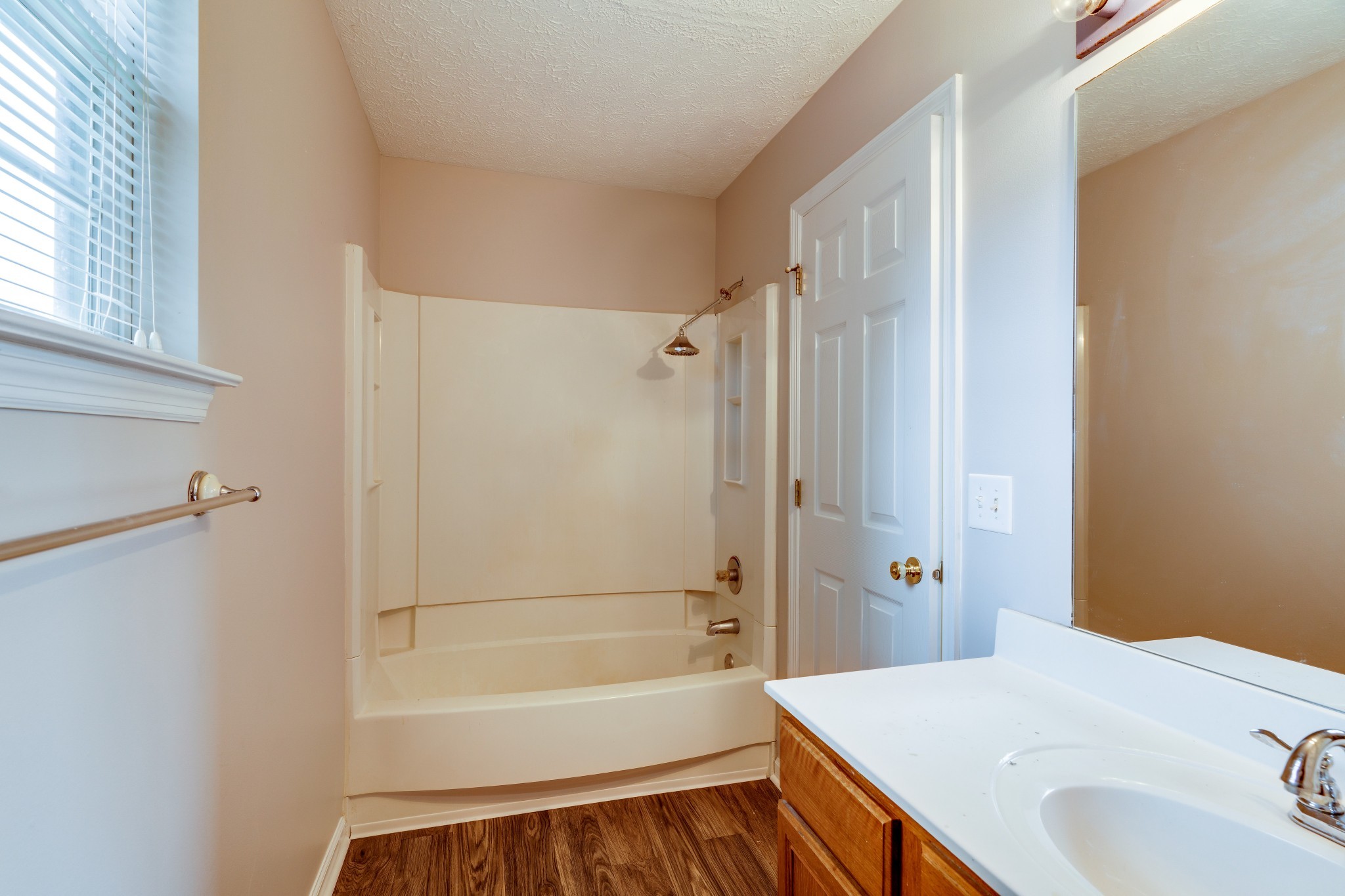 106 East Ridge Court
