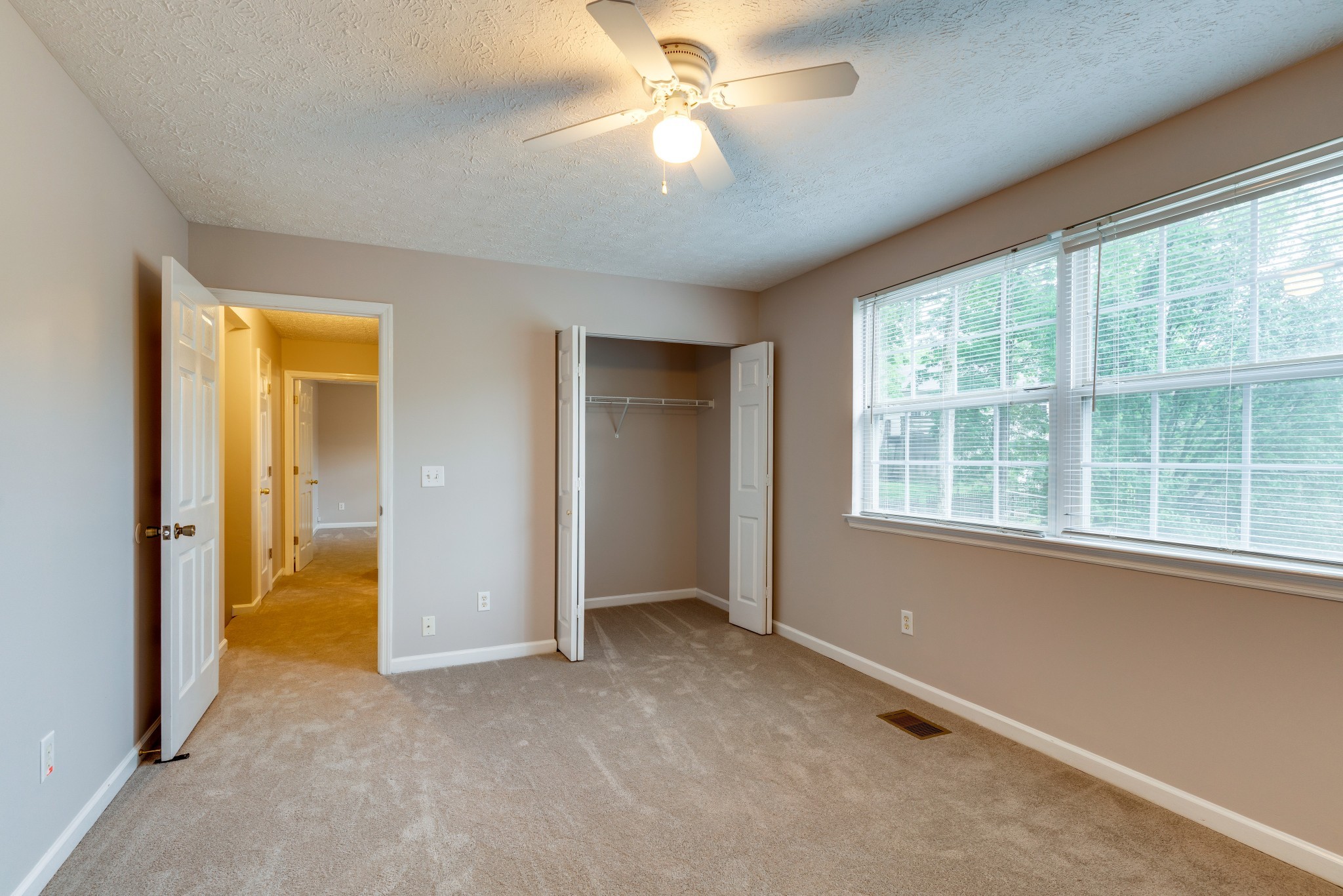 106 East Ridge Court