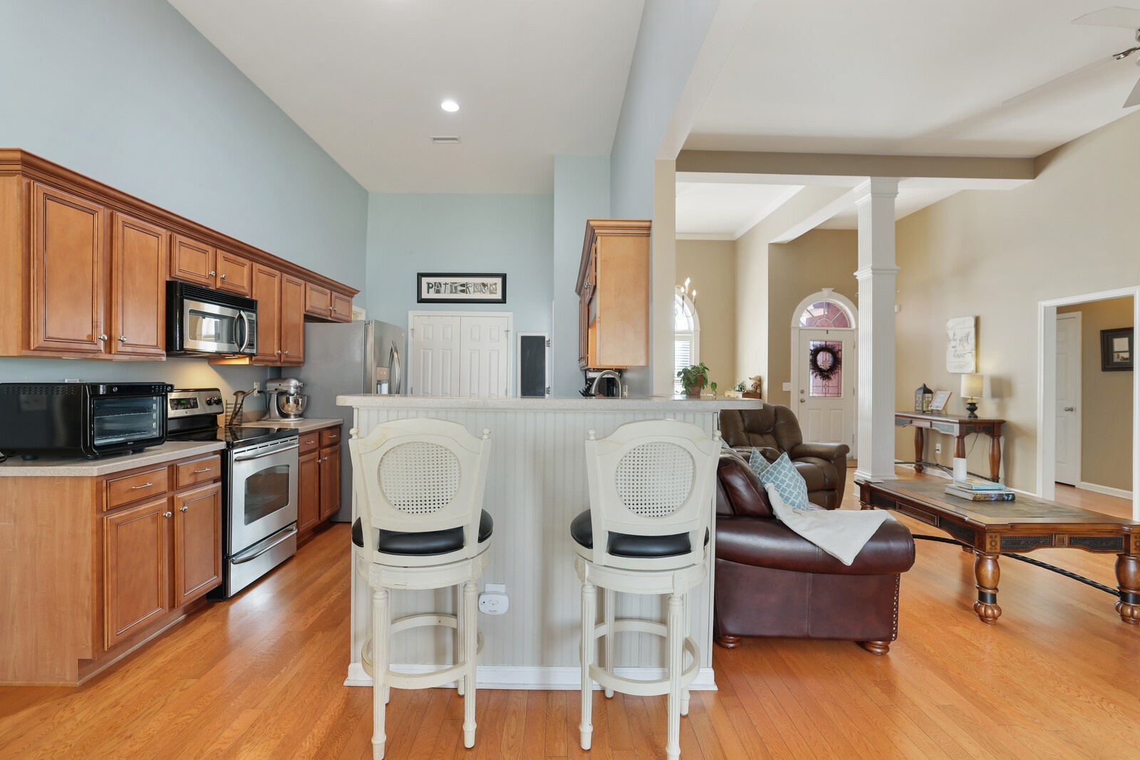 1084 Nealcrest Cir