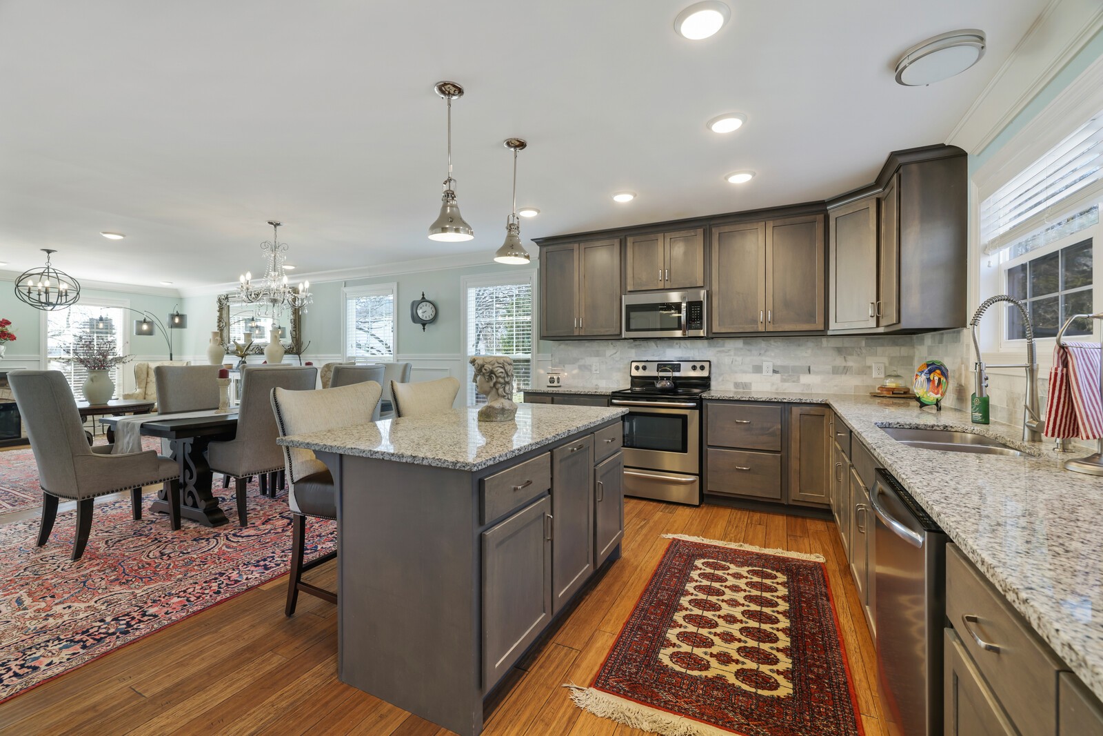 105 Ruby Dr