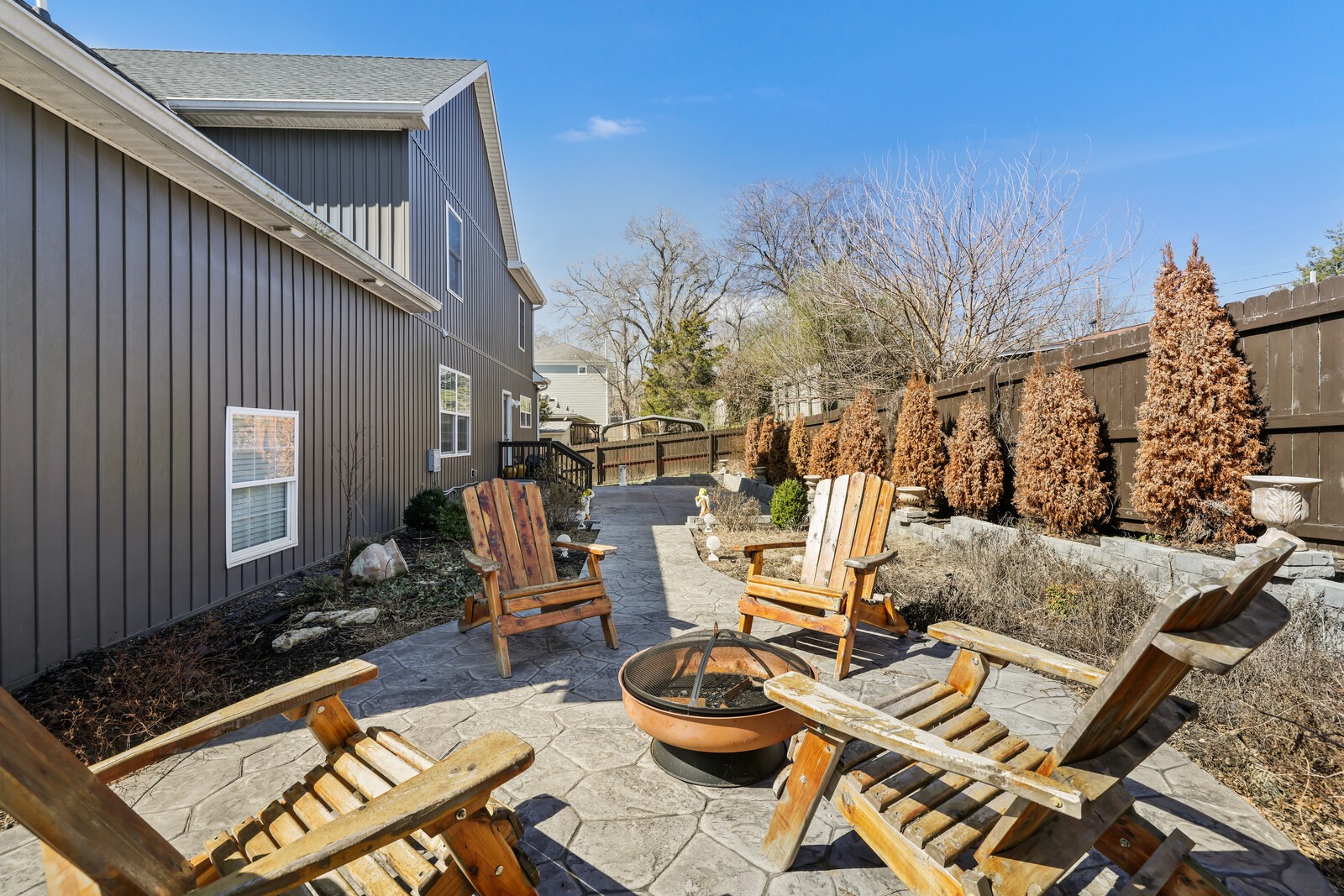 105 Ruby Dr