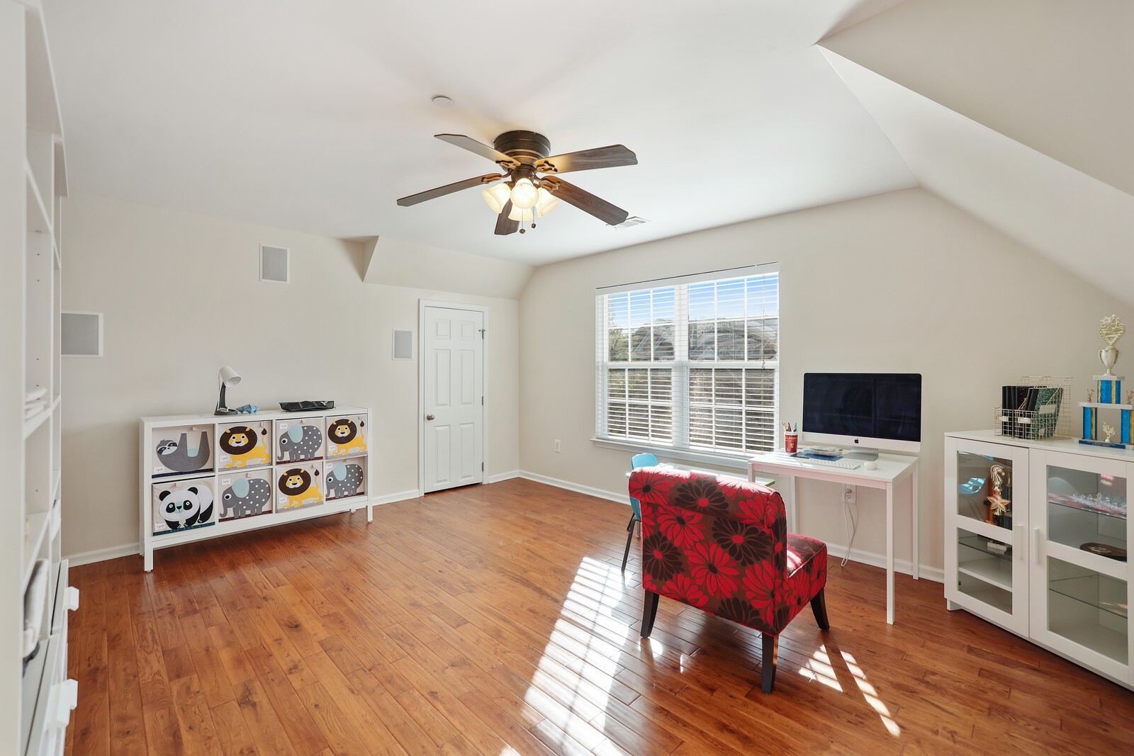 1946 Ashburn Ct