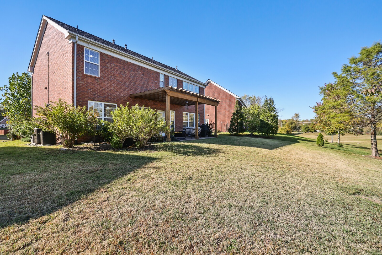 1946 Ashburn Ct