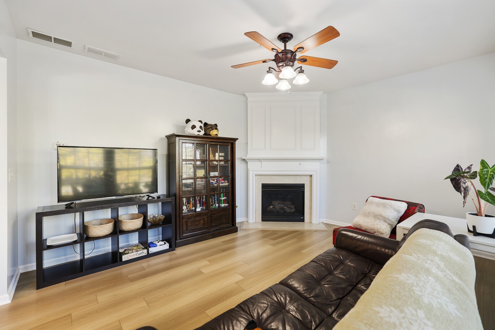 1946 Ashburn Ct