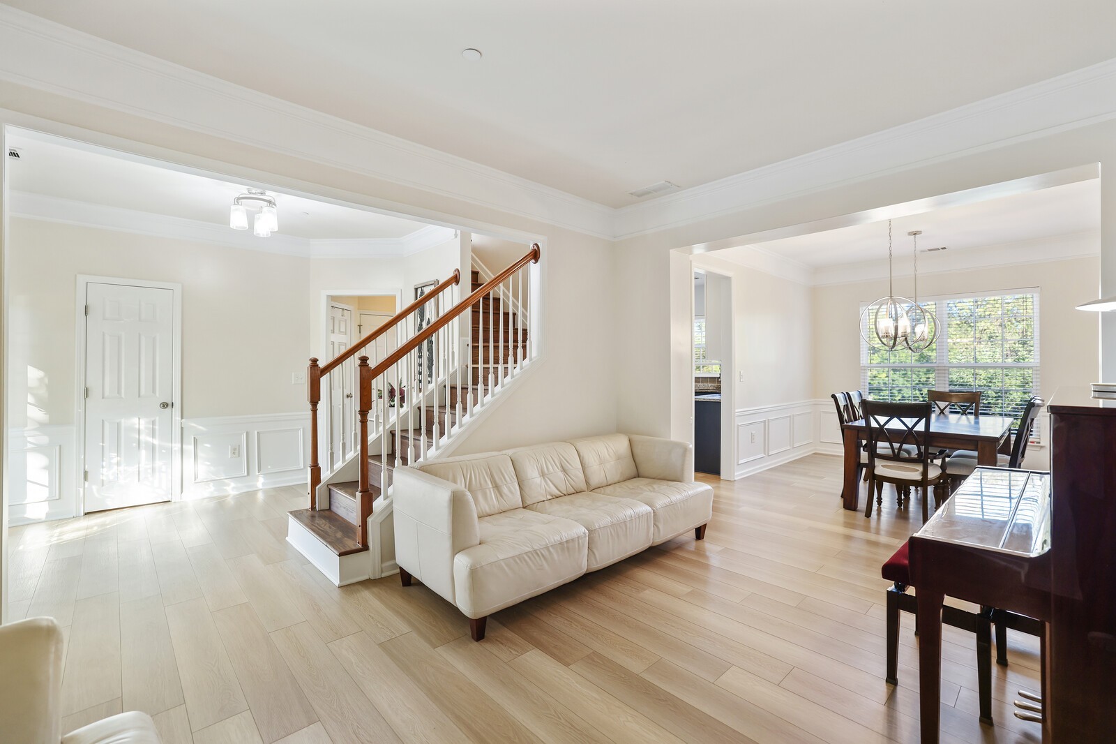 1946 Ashburn Ct