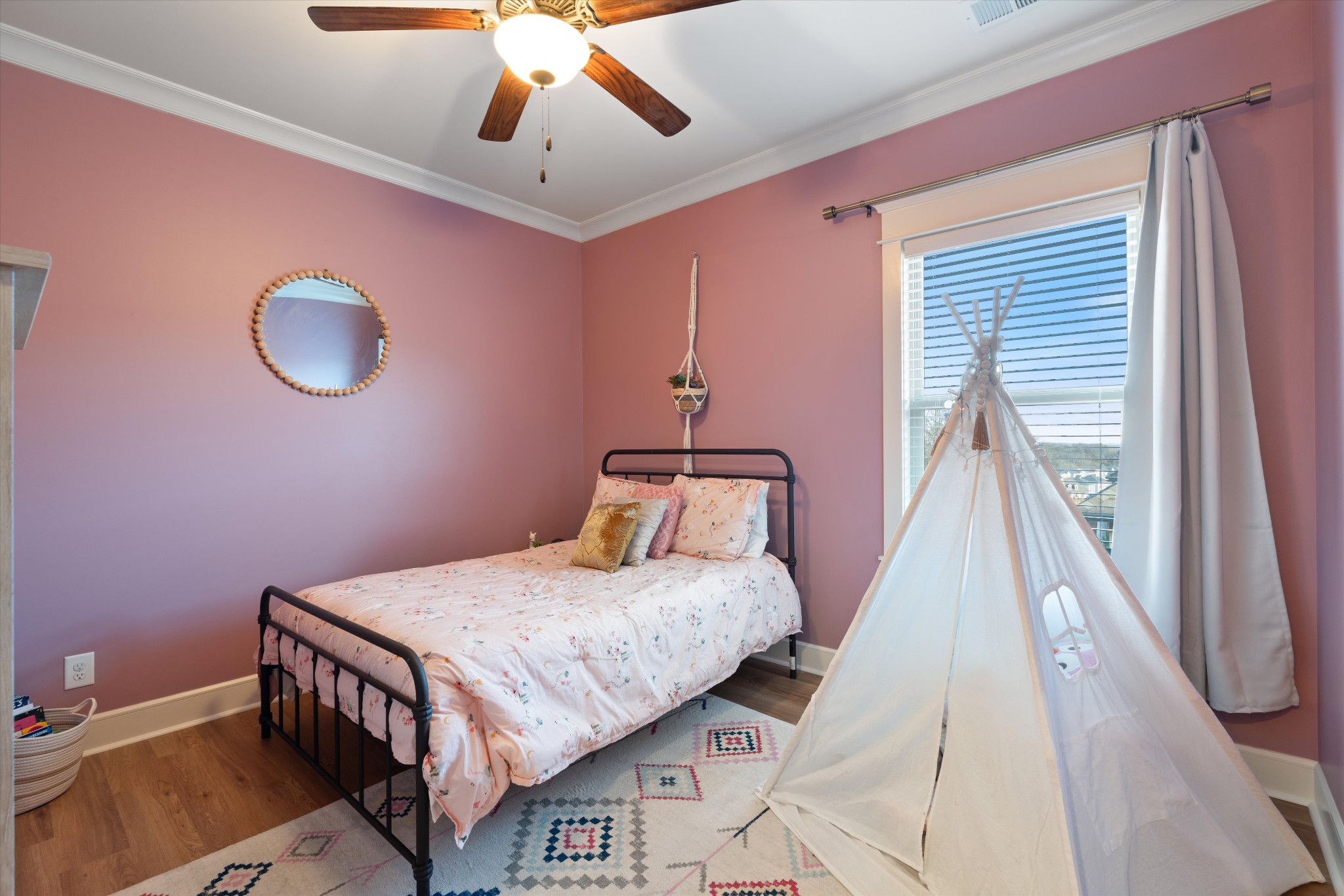 3021 Nichols Vale