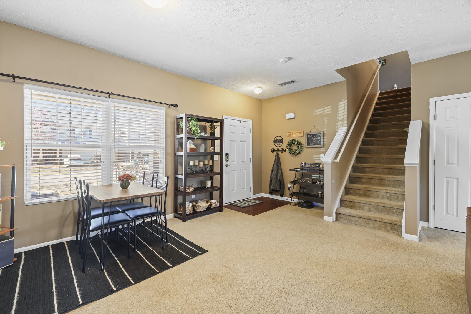 378 Owl Dr