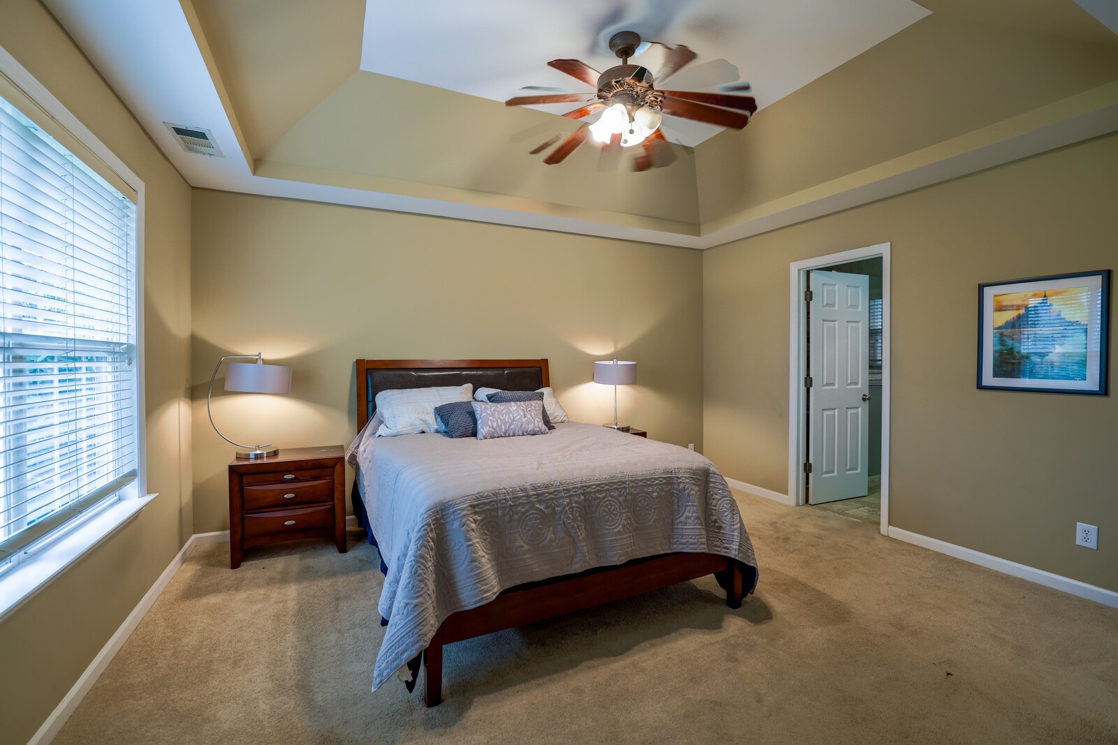 1128 Carriage Park Dr