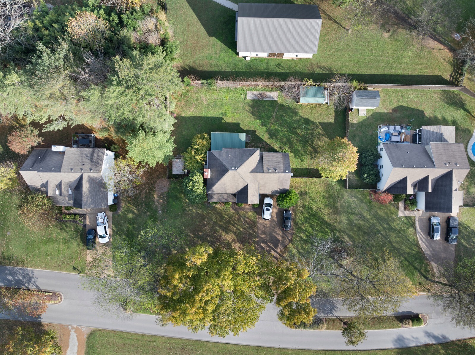 1128 Carriage Park Dr