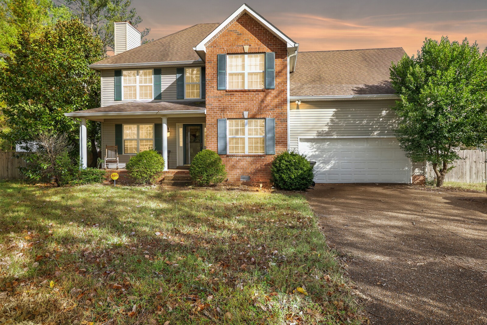 1128 Carriage Park Dr