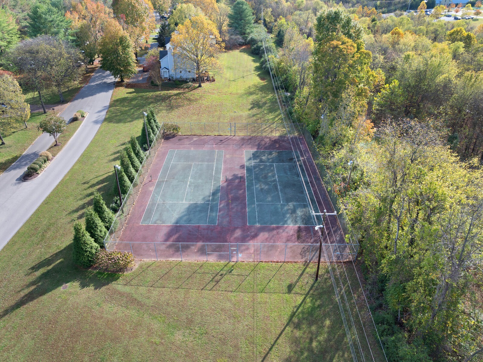 1128 Carriage Park Dr