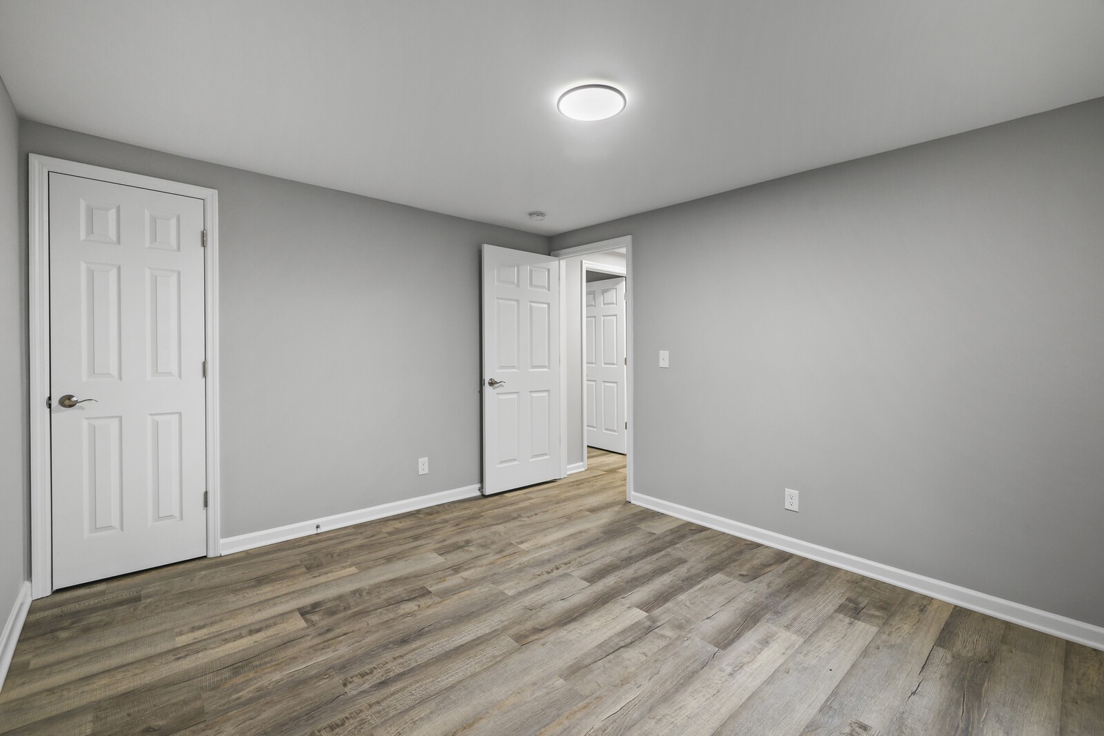 806 Jenkins Ct
