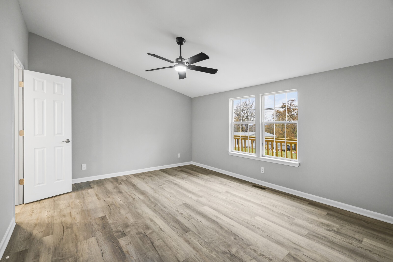 806 Jenkins Ct