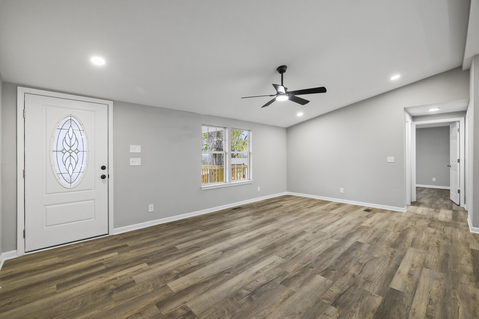 806 Jenkins Ct