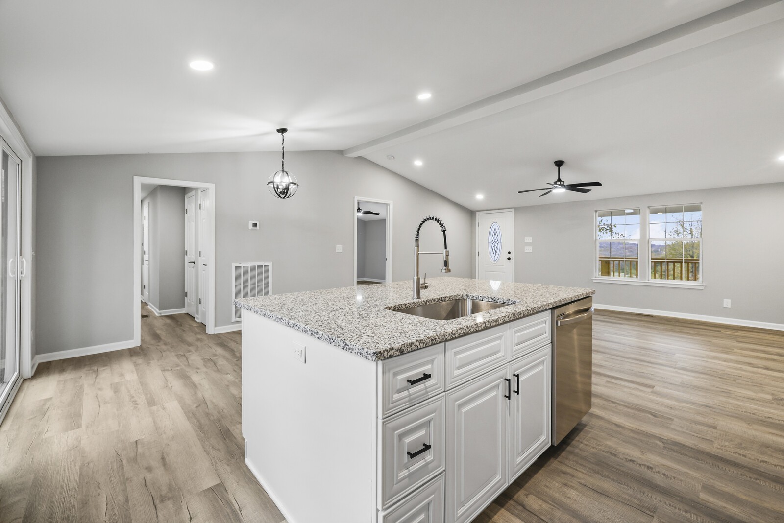 806 Jenkins Ct
