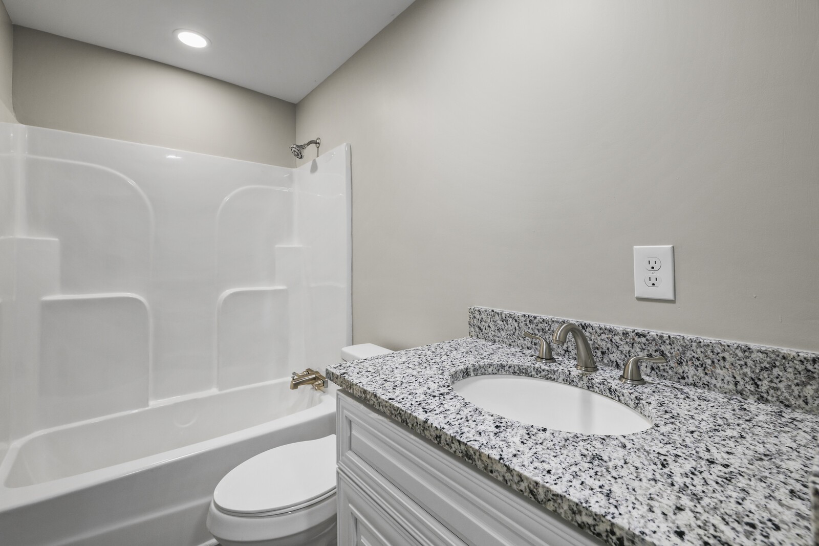 806 Jenkins Ct