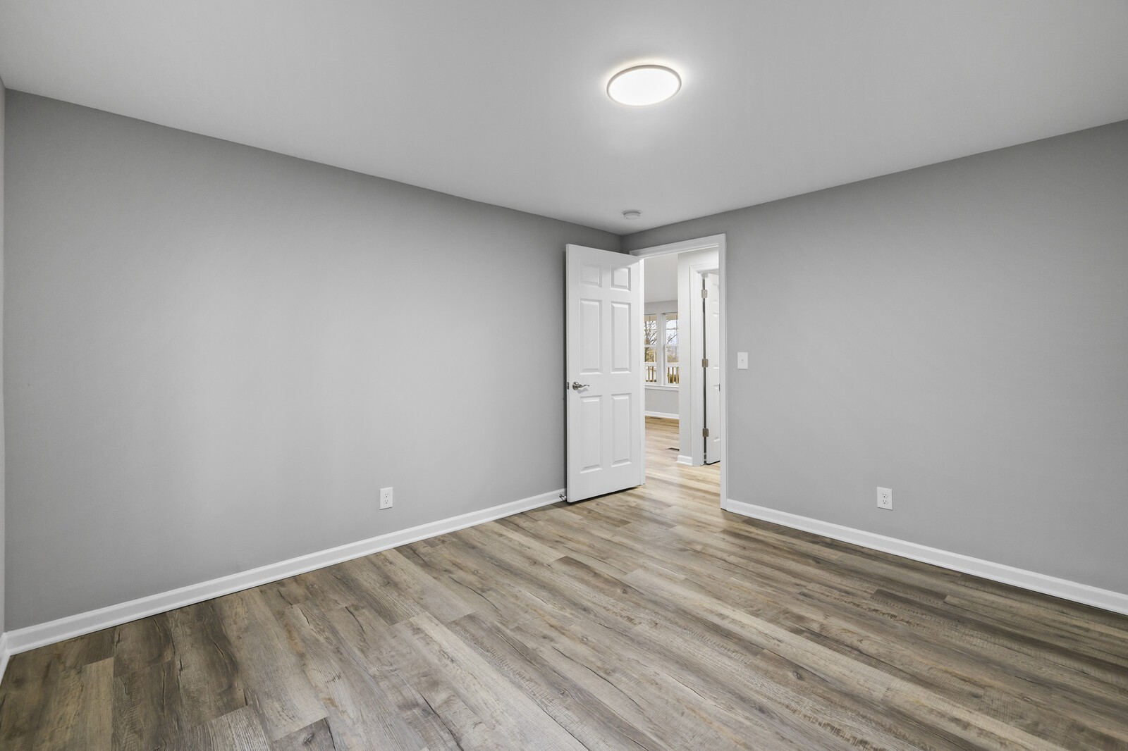 806 Jenkins Ct
