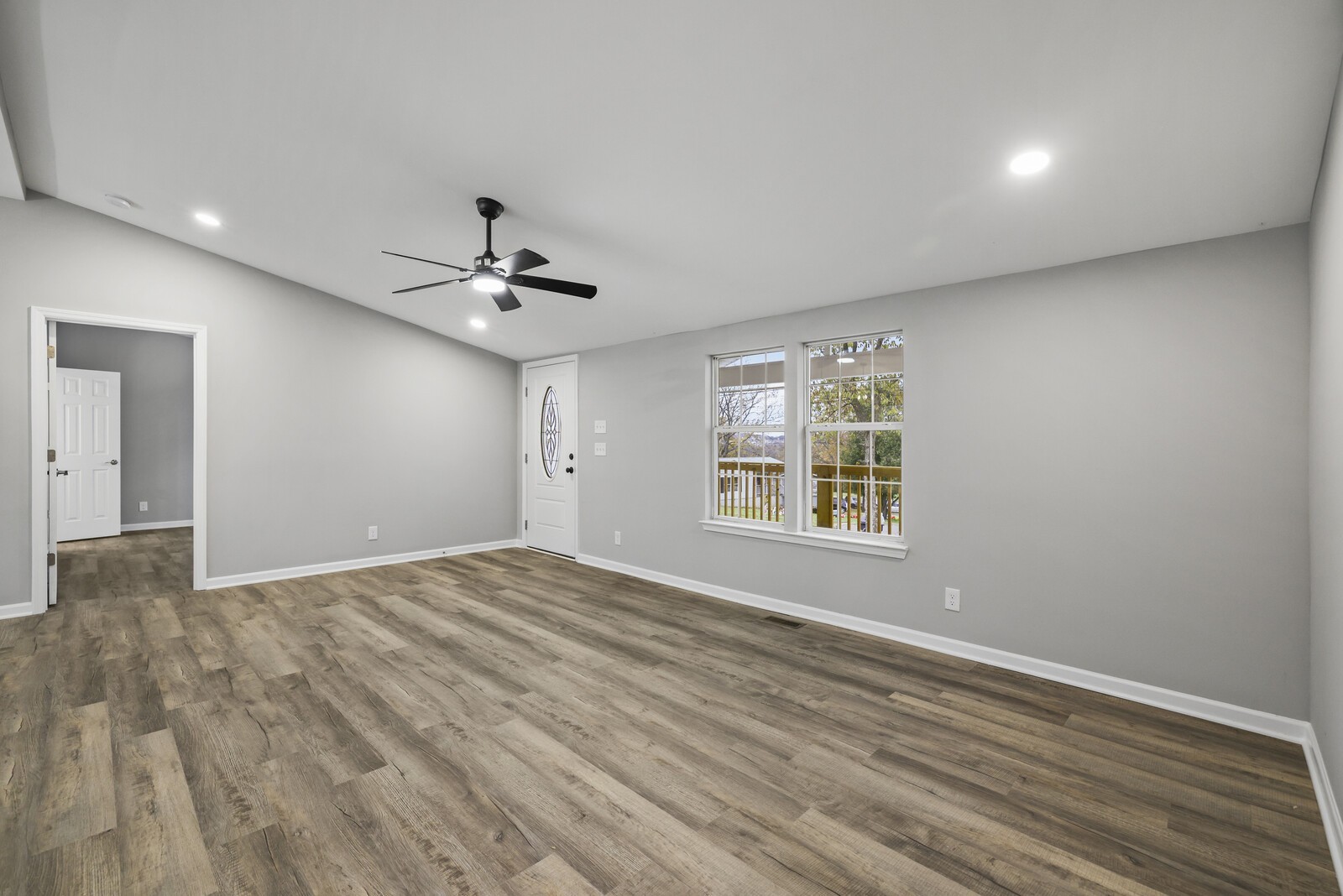 806 Jenkins Ct