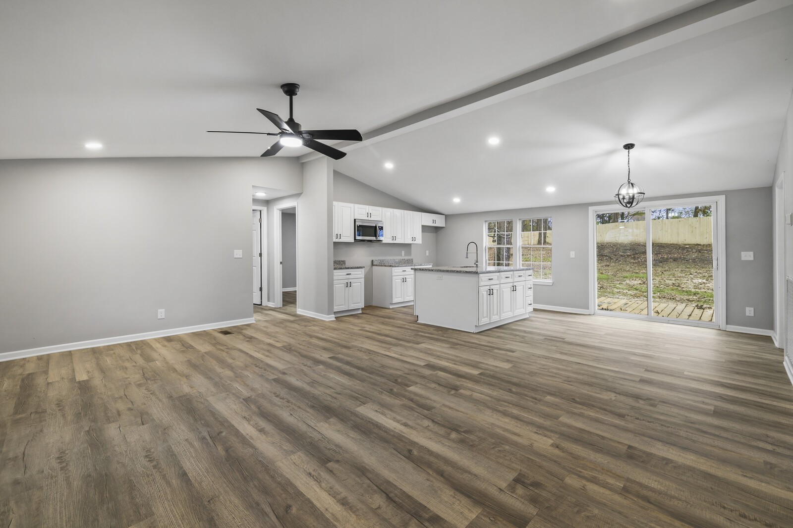 806 Jenkins Ct