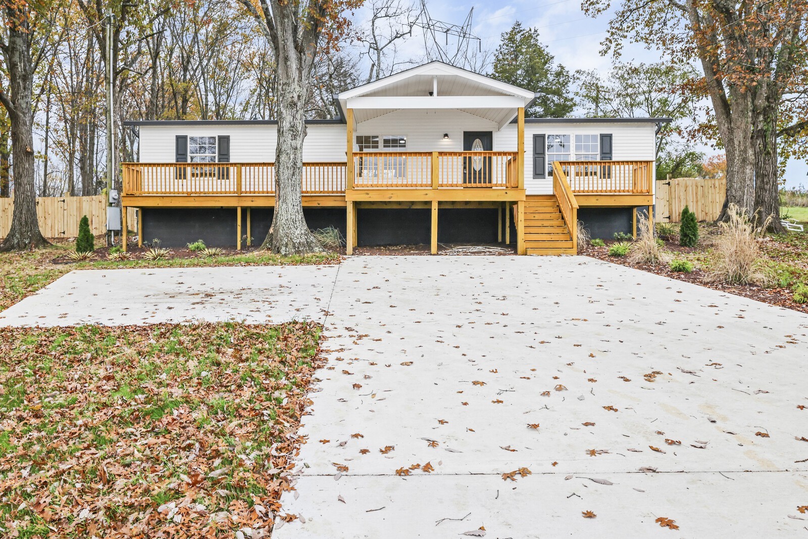 806 Jenkins Ct