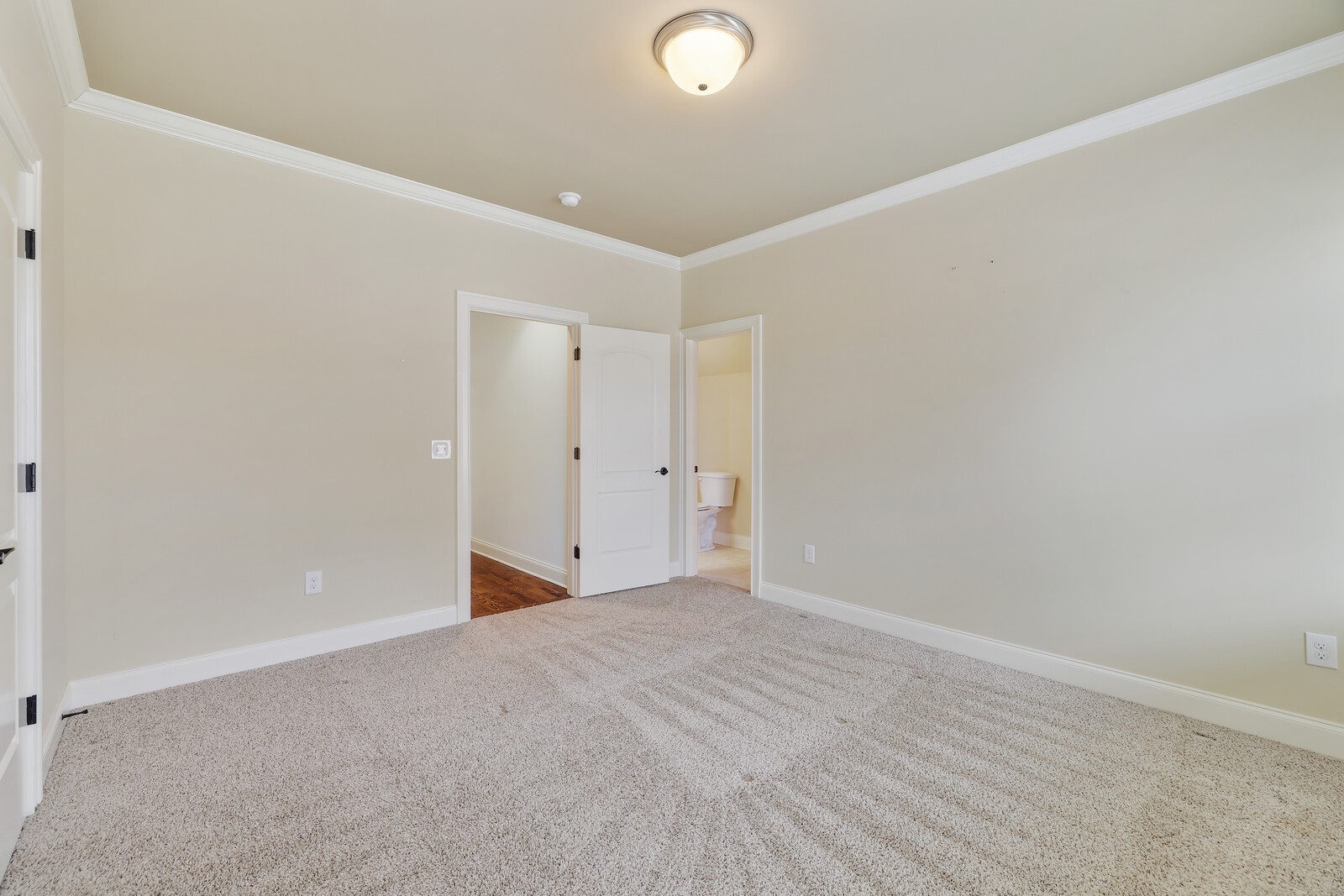 1718 McKinley Pl