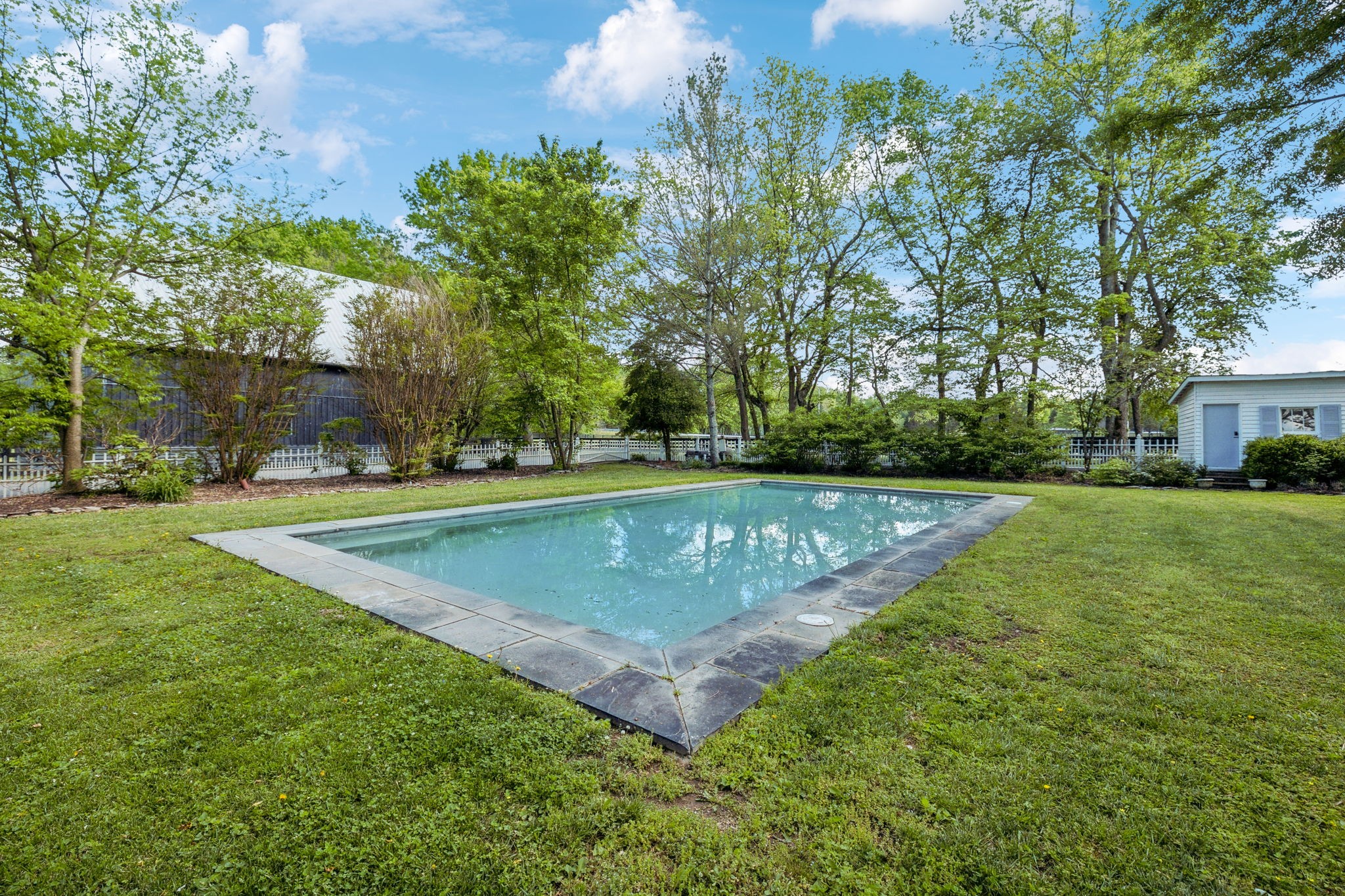 2079 Old Hillsboro Rd