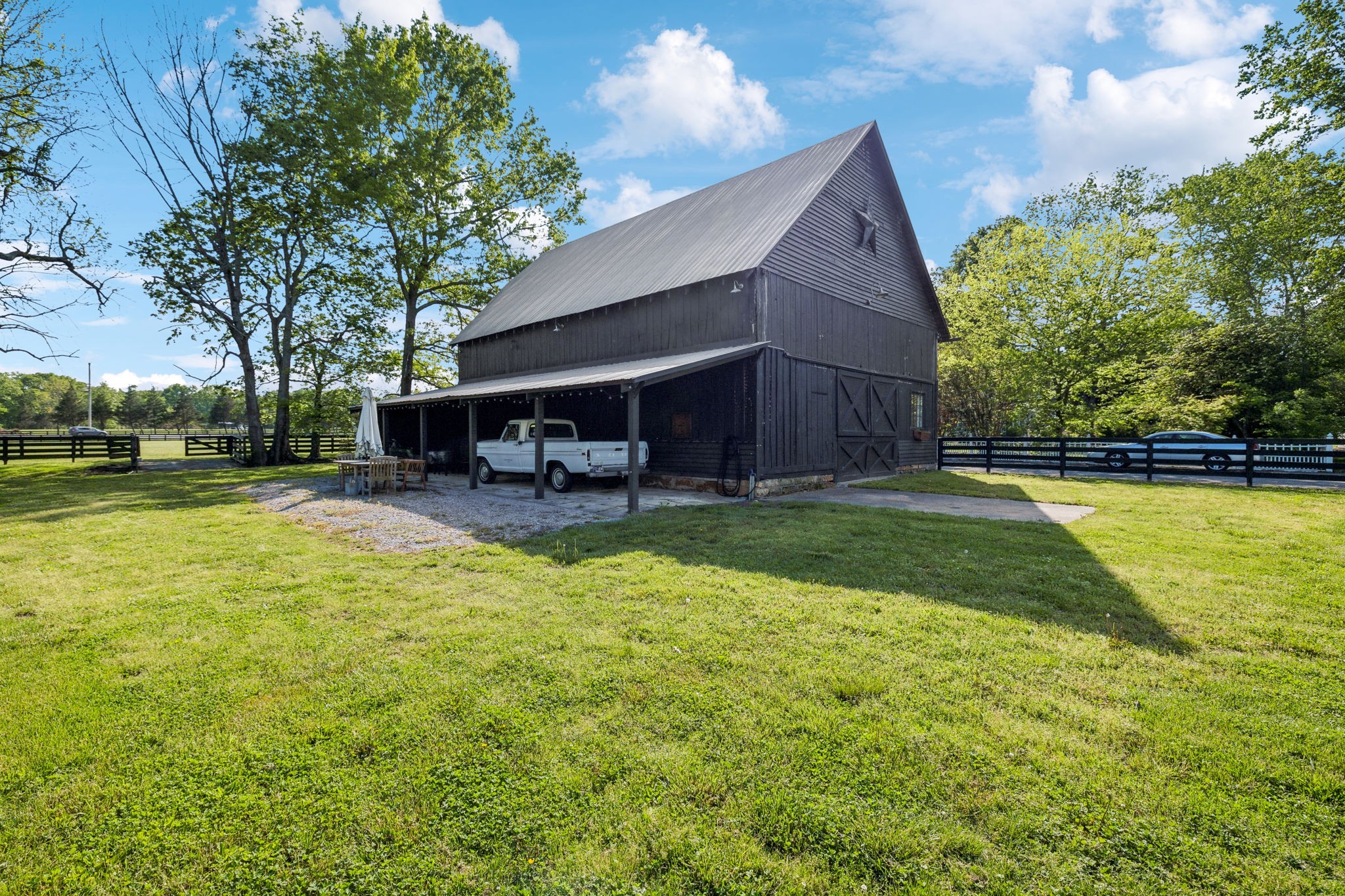 2079 Old Hillsboro Rd