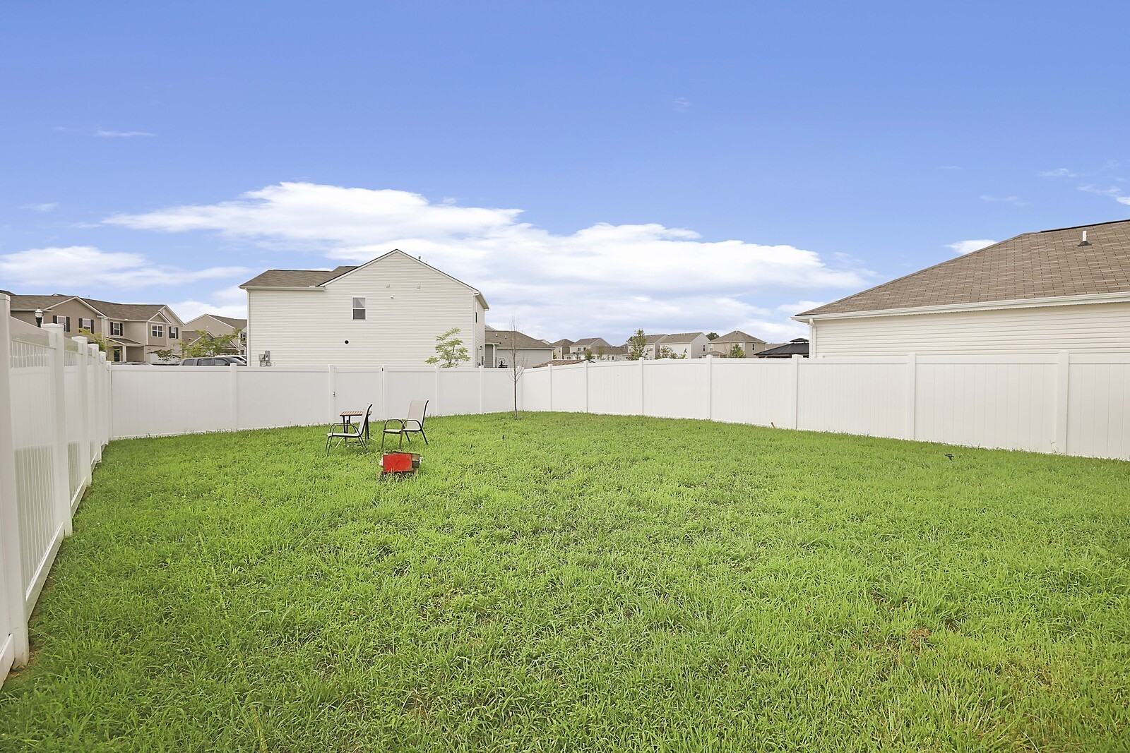 7736 Stapleton Chase Dr