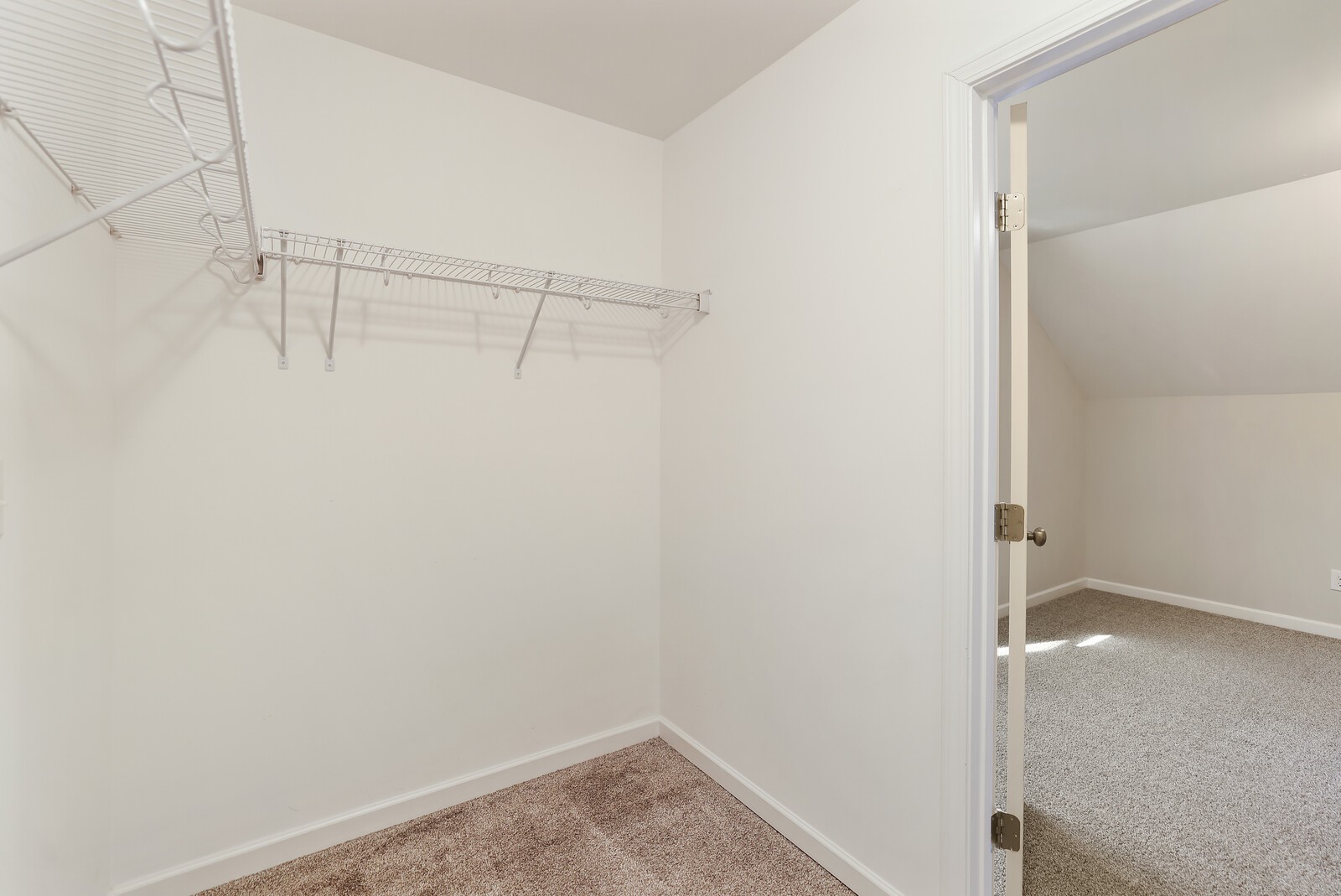921 Holgate Ct