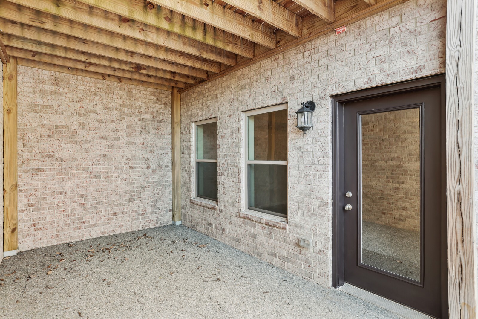 921 Holgate Ct