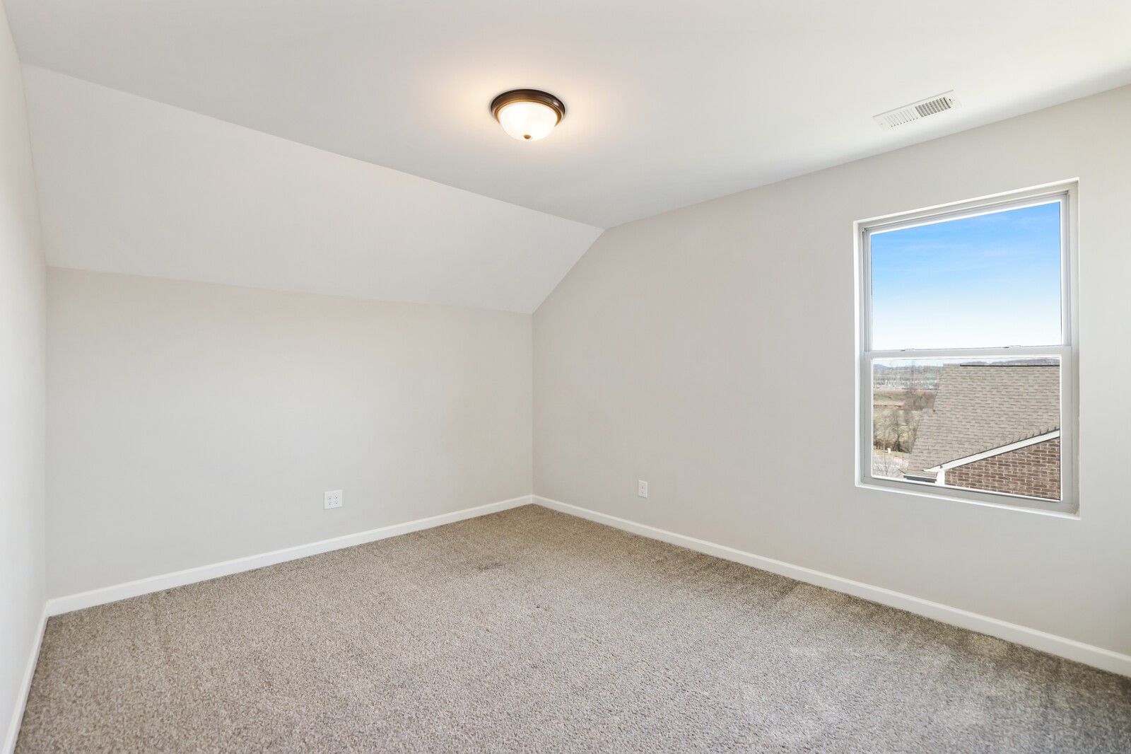 921 Holgate Ct