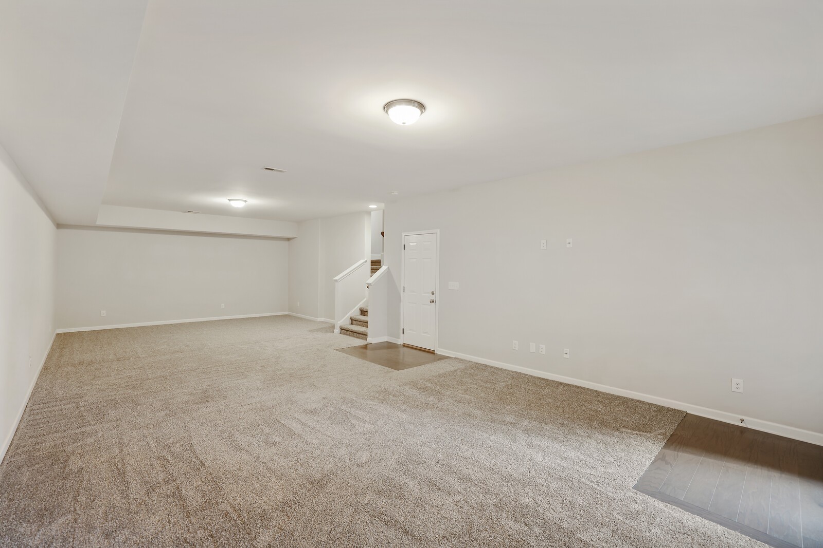921 Holgate Ct