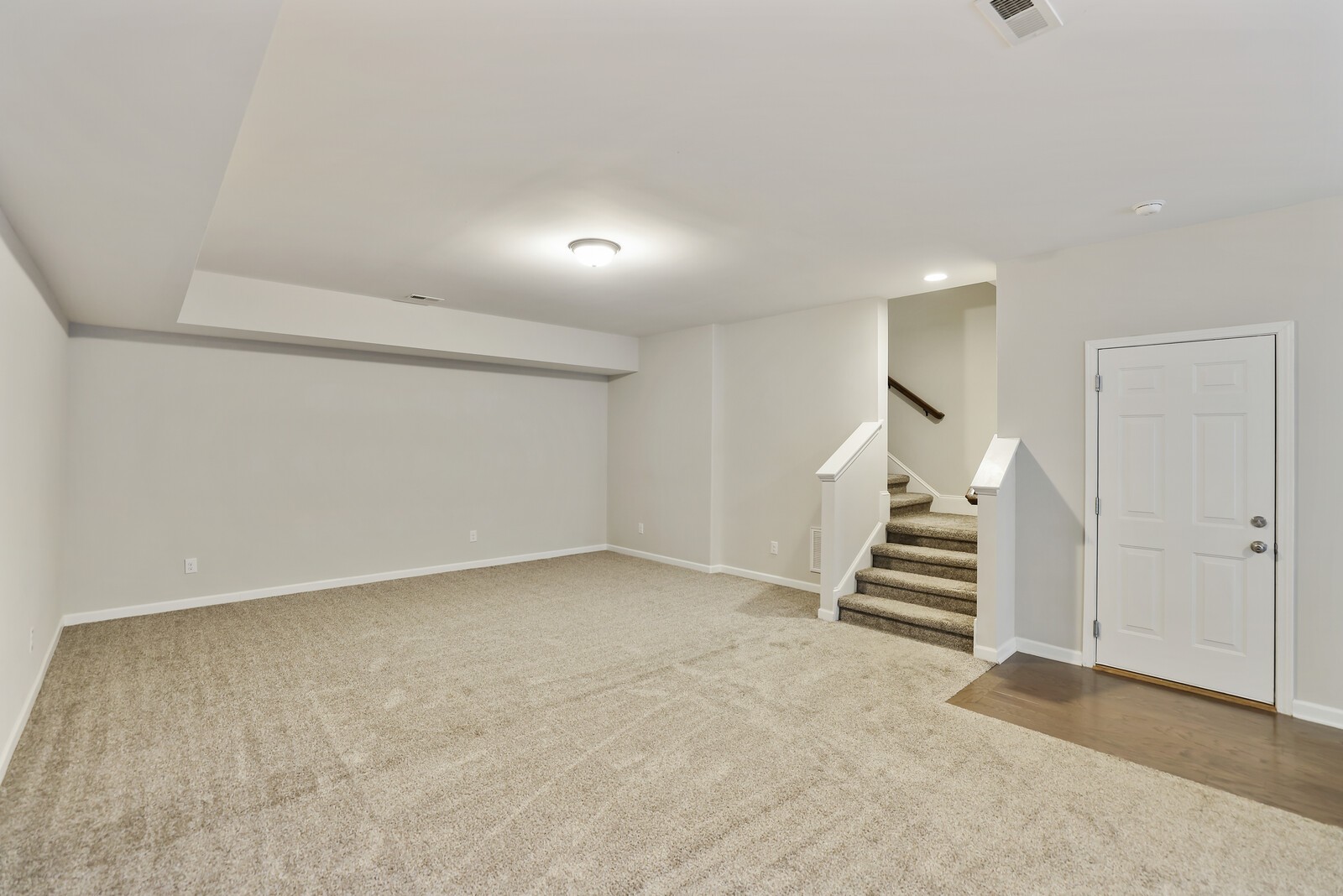 921 Holgate Ct