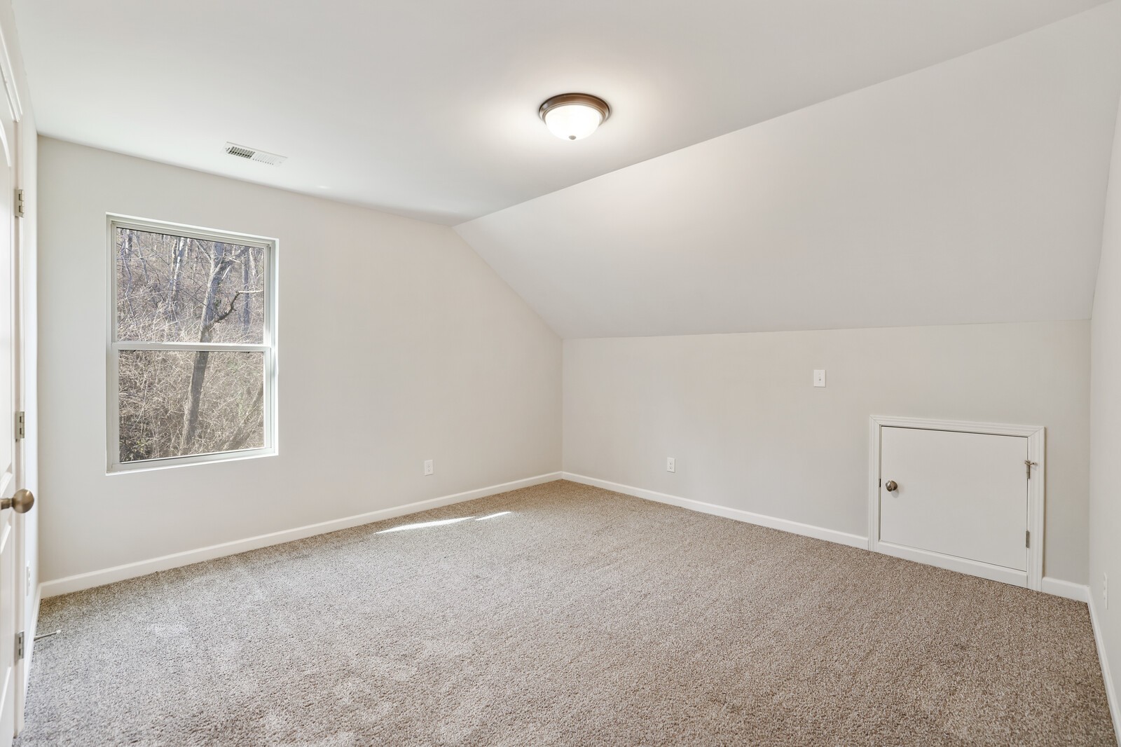 921 Holgate Ct