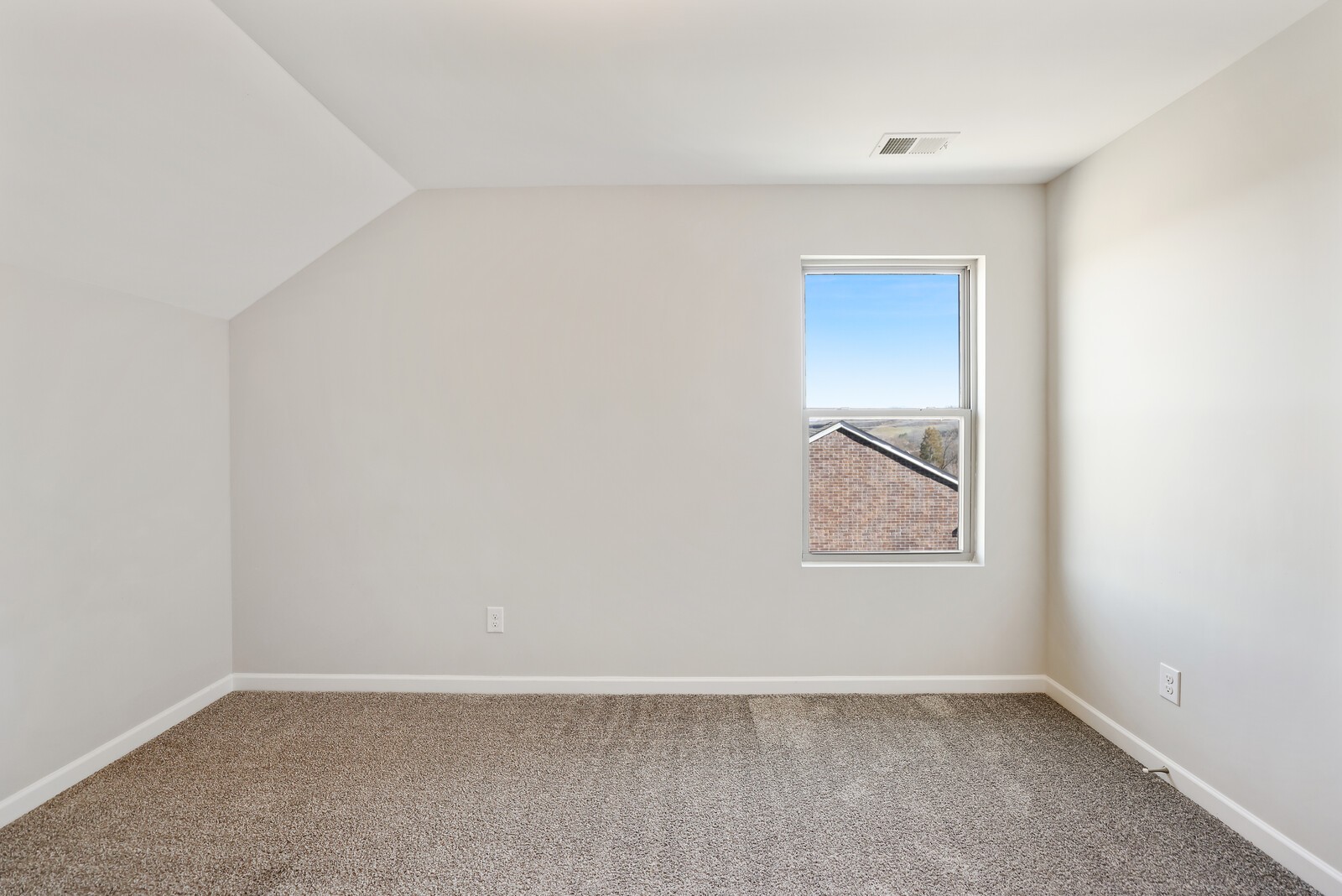 921 Holgate Ct