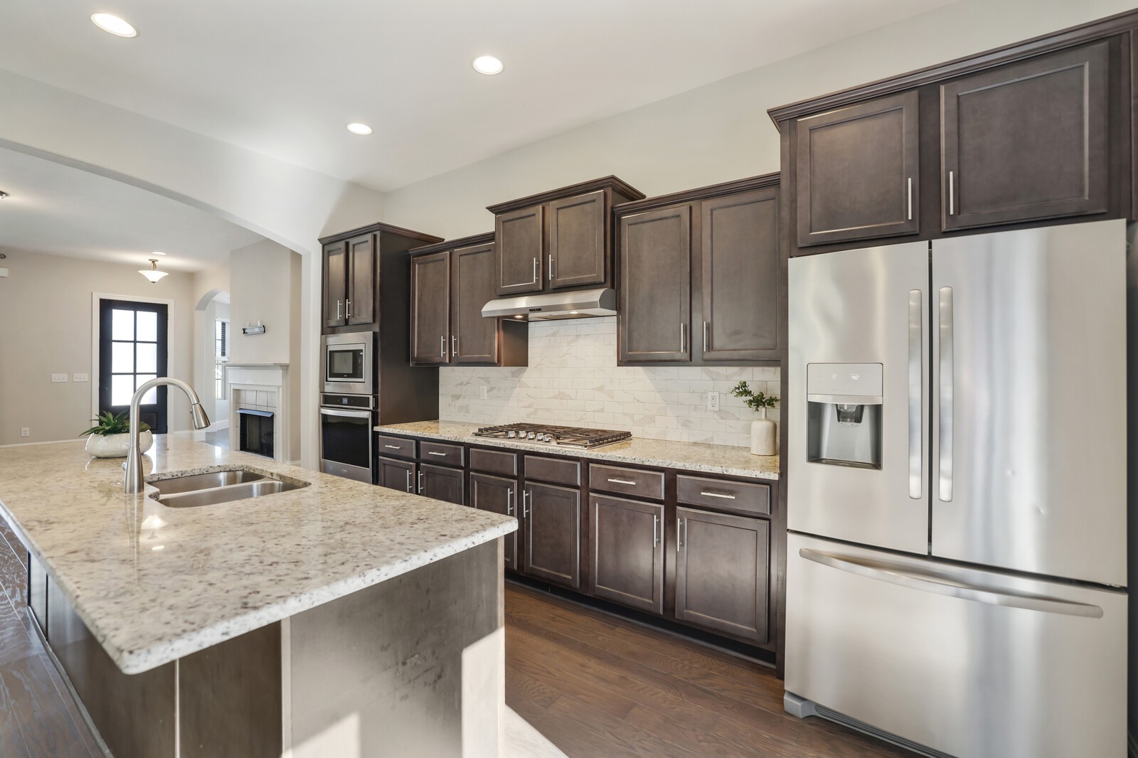 921 Holgate Ct