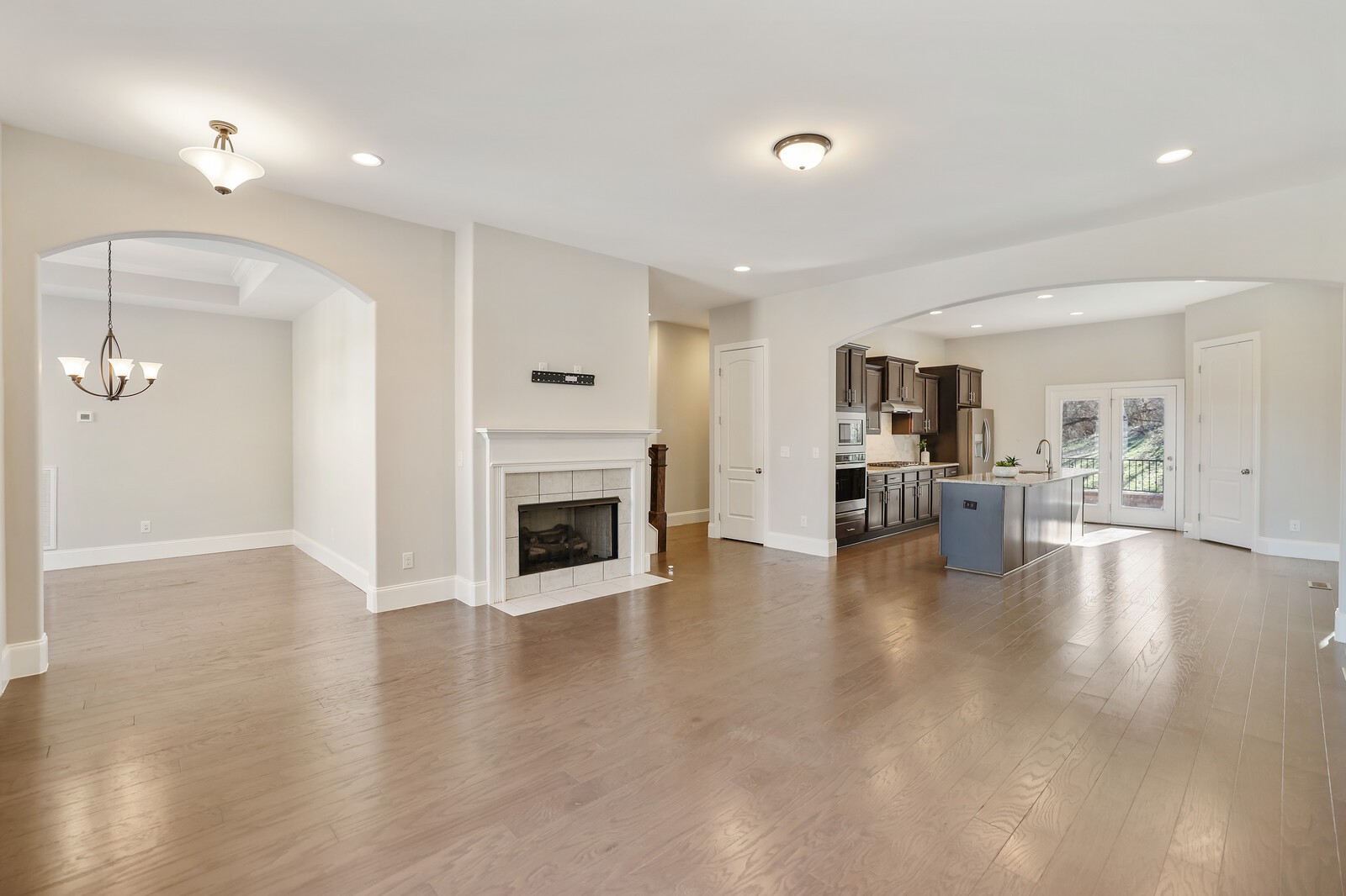 921 Holgate Ct