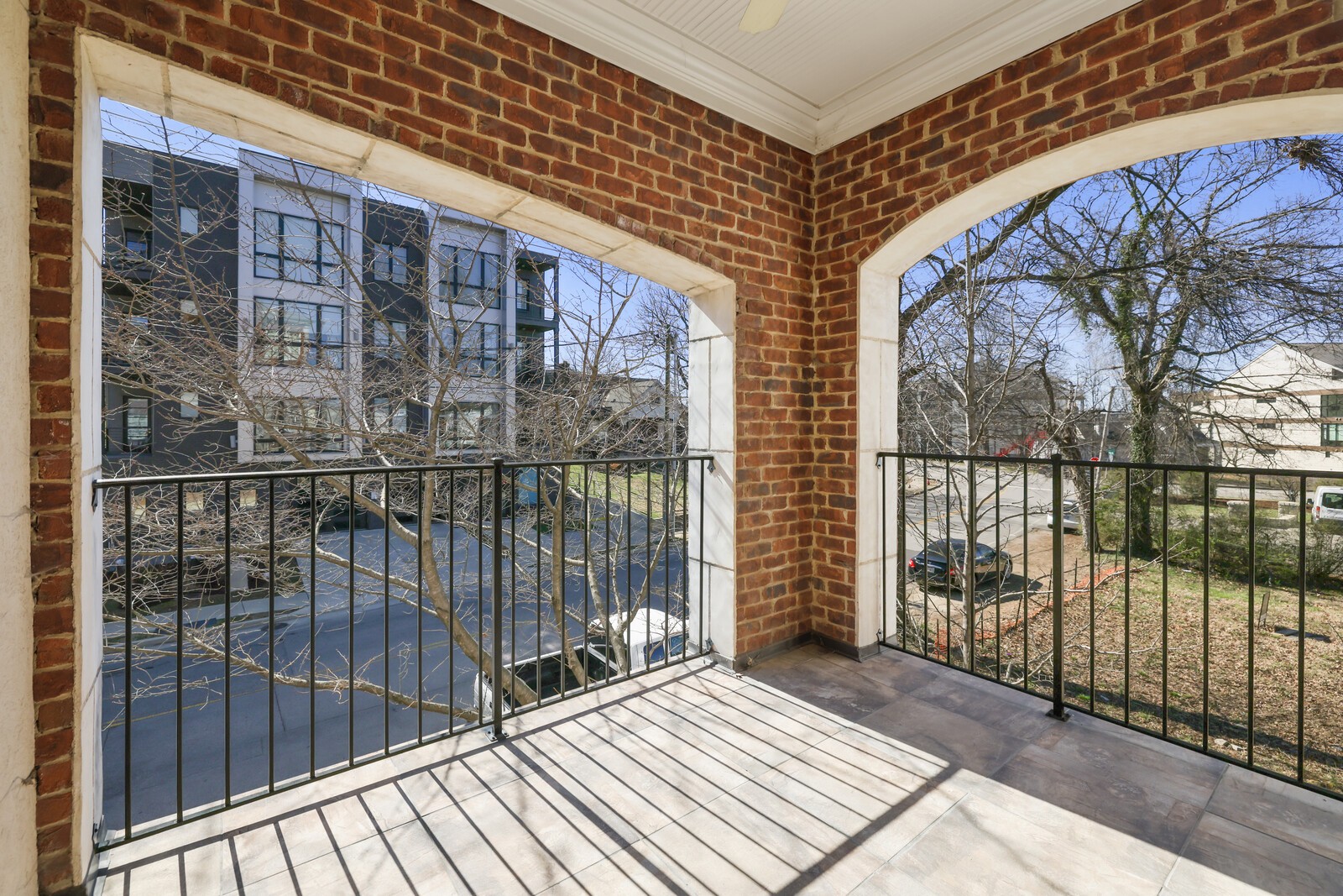 3210 W End Cir Unit: 203