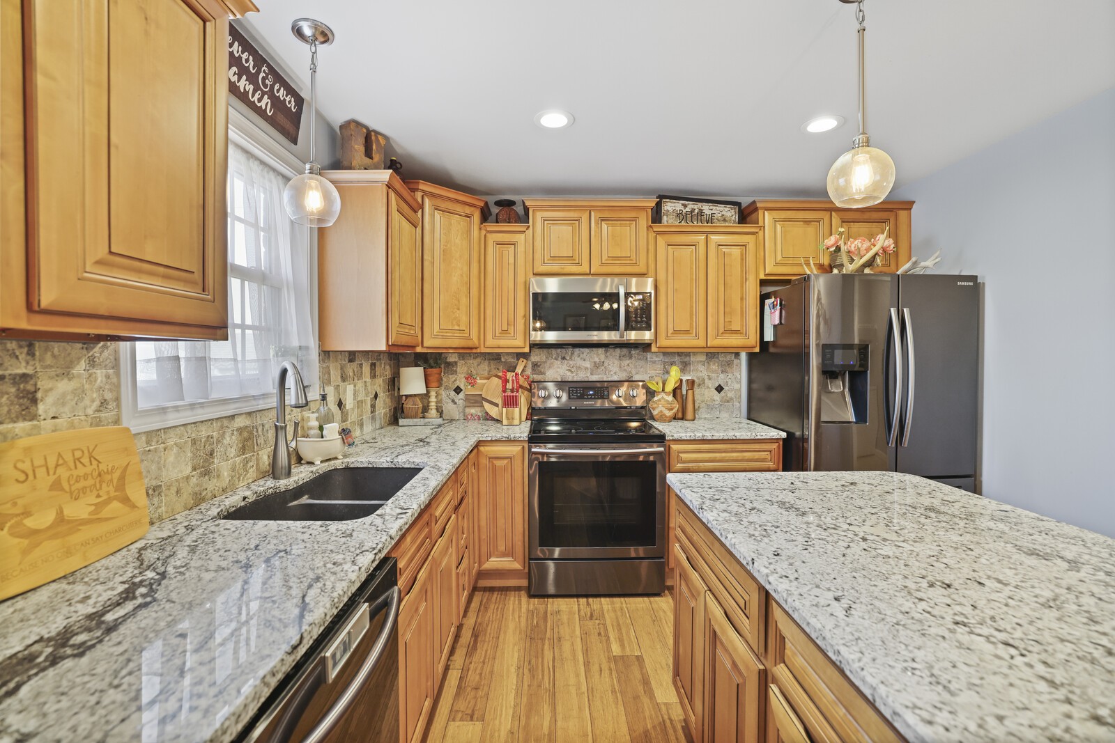 338 N Centerpoint Rd