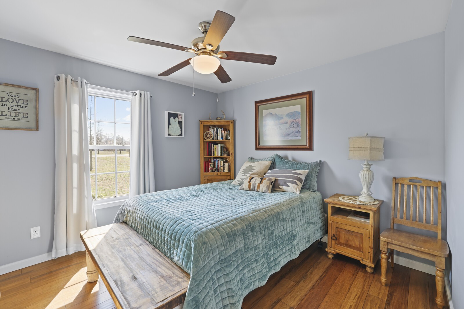 338 N Centerpoint Rd