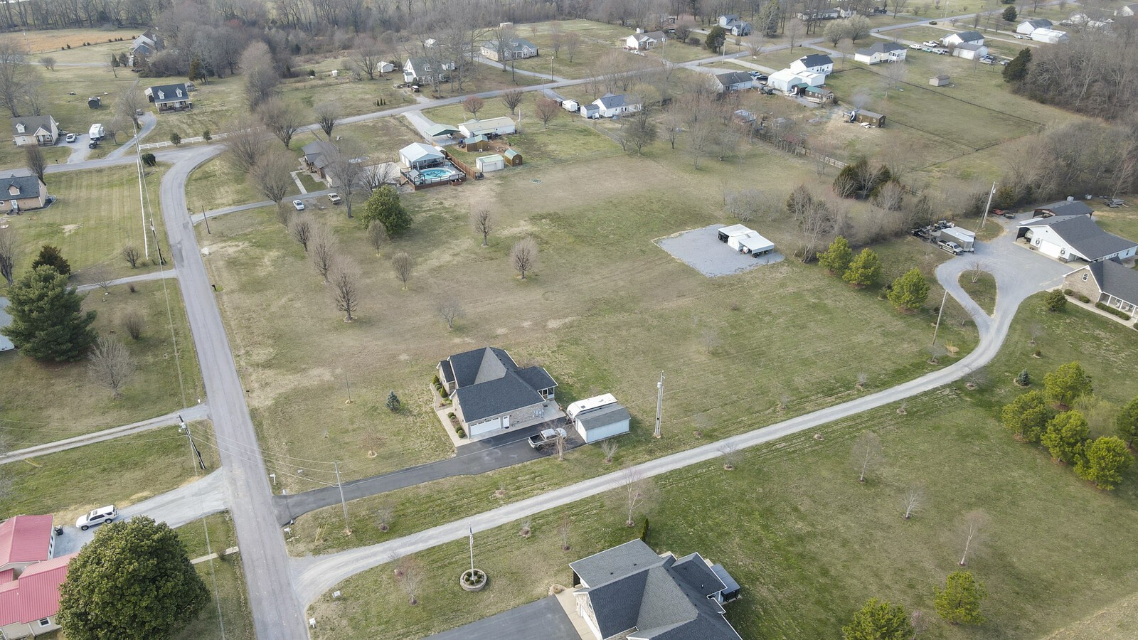 338 N Centerpoint Rd