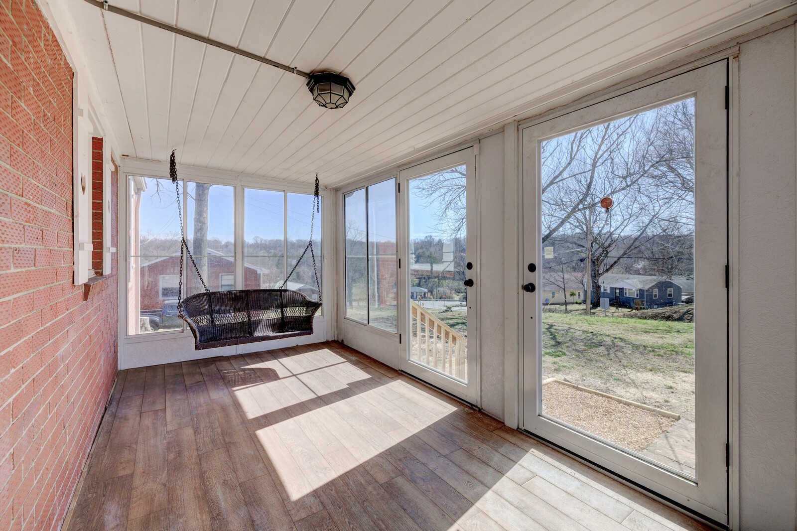308 Fairlane Dr