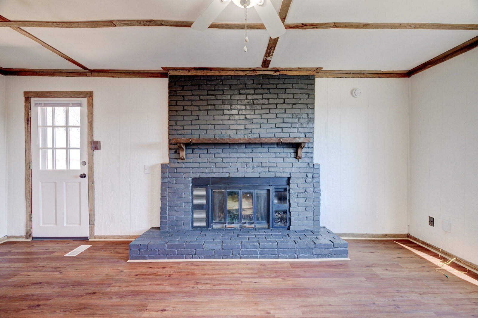308 Fairlane Dr