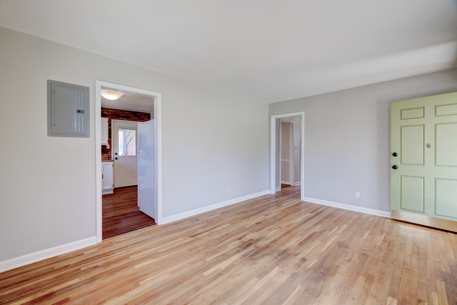 308 Fairlane Dr