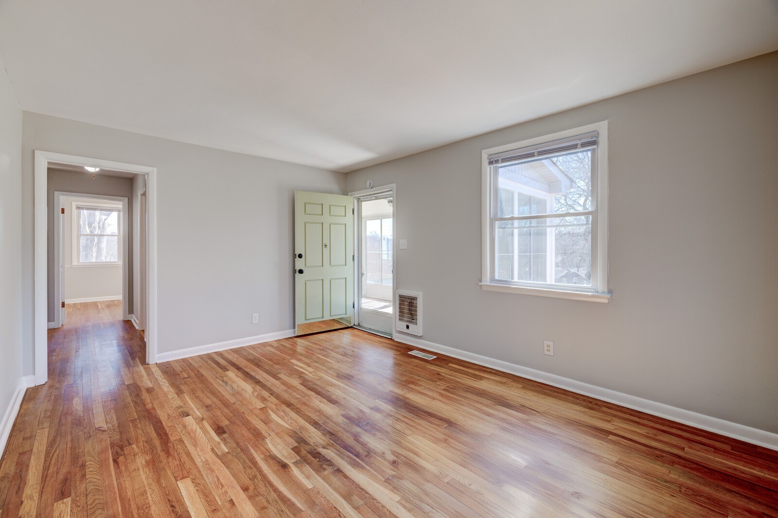 308 Fairlane Dr