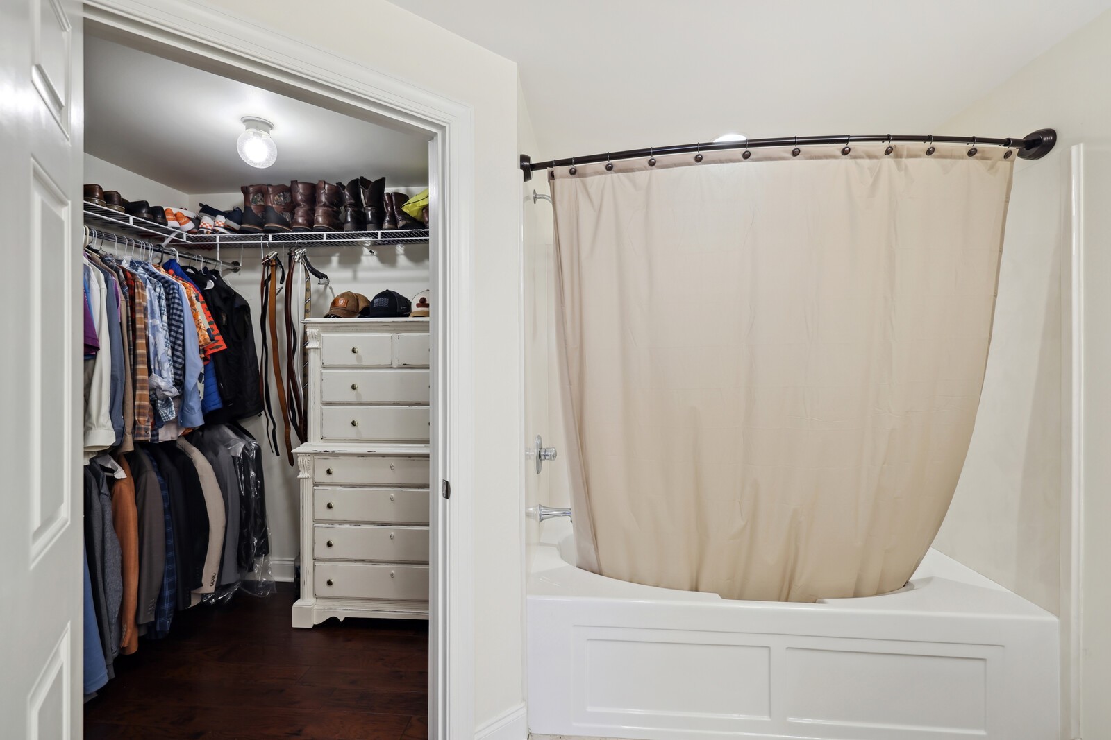 3201 Aspen Grove Dr Unit: I6