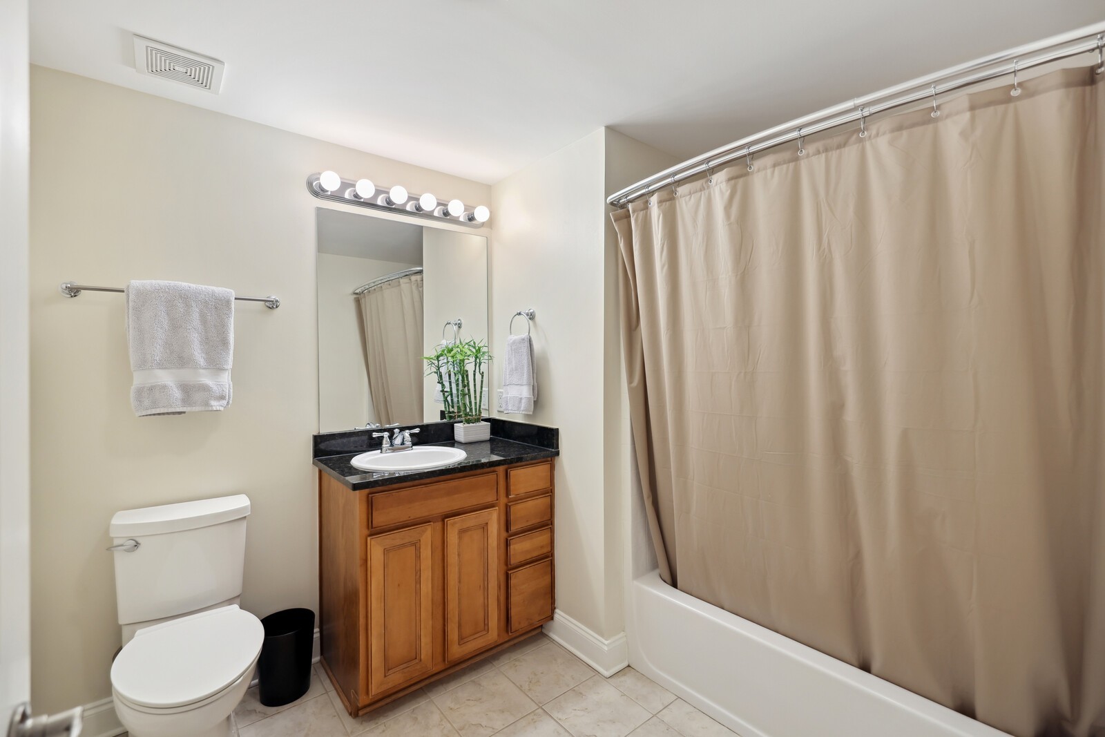 3201 Aspen Grove Dr Unit: I6
