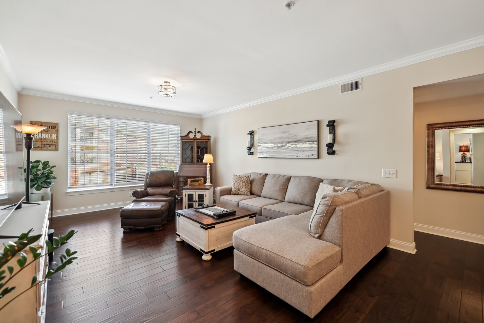 3201 Aspen Grove Dr Unit: I6